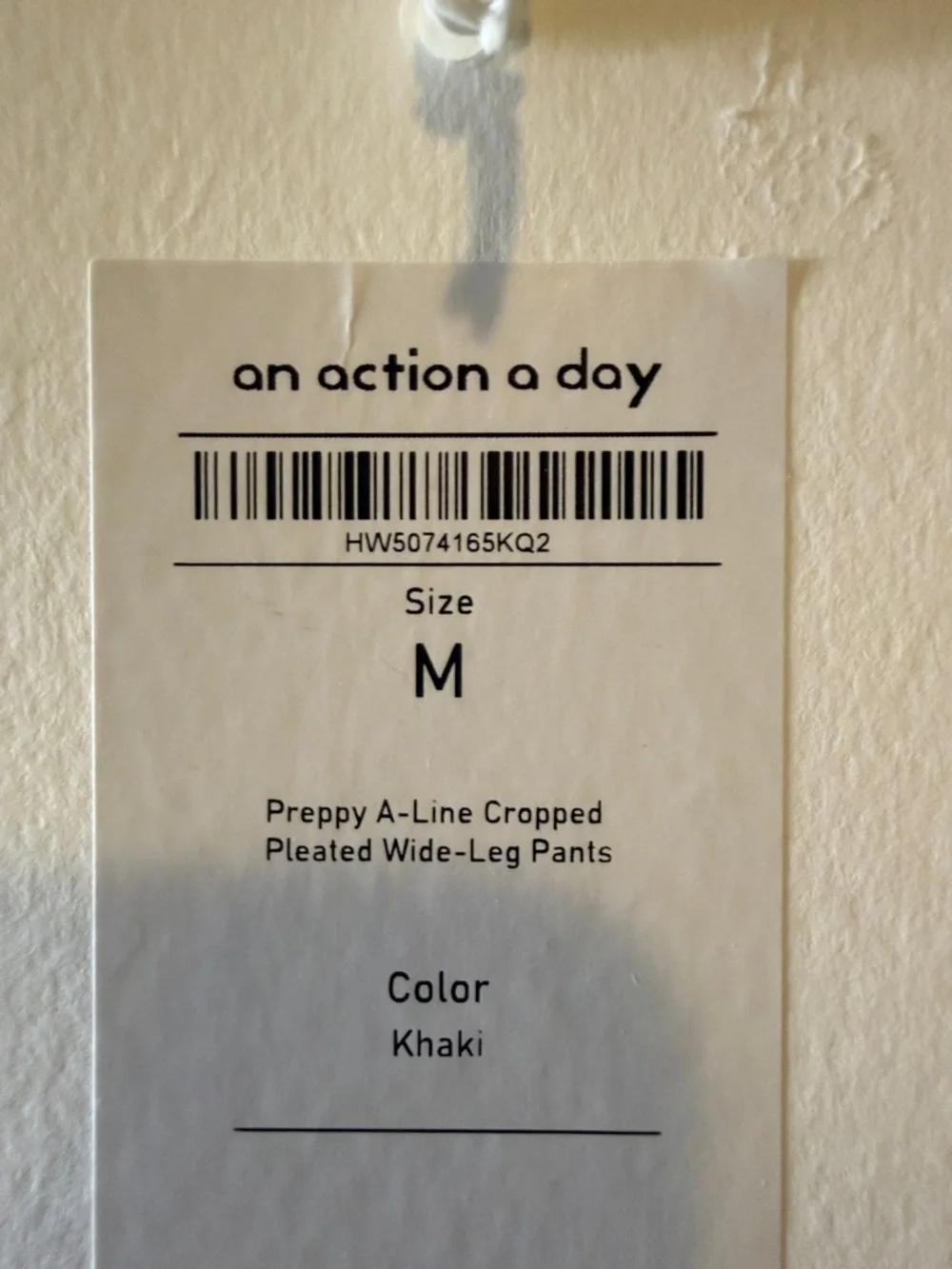 On Action A Day Khaki Pleated Shorts - Picture 5 of 5